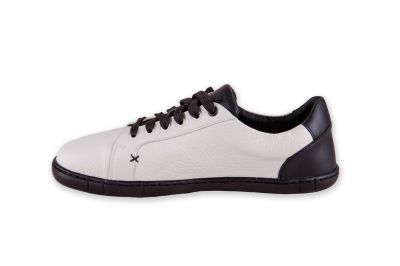 Боси сникърси Antal Barefoot Camino - бели с черно