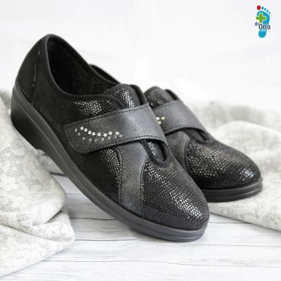 Дамски обувки на лека платформа Dr Orto Hela 032D002, Черни